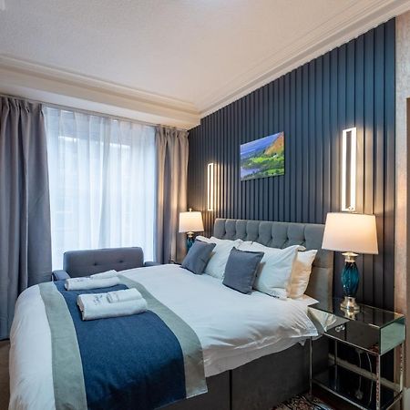 The Ambleside Apartments - Self Catering With Private Kitchen - Best For Location Zewnętrze zdjęcie