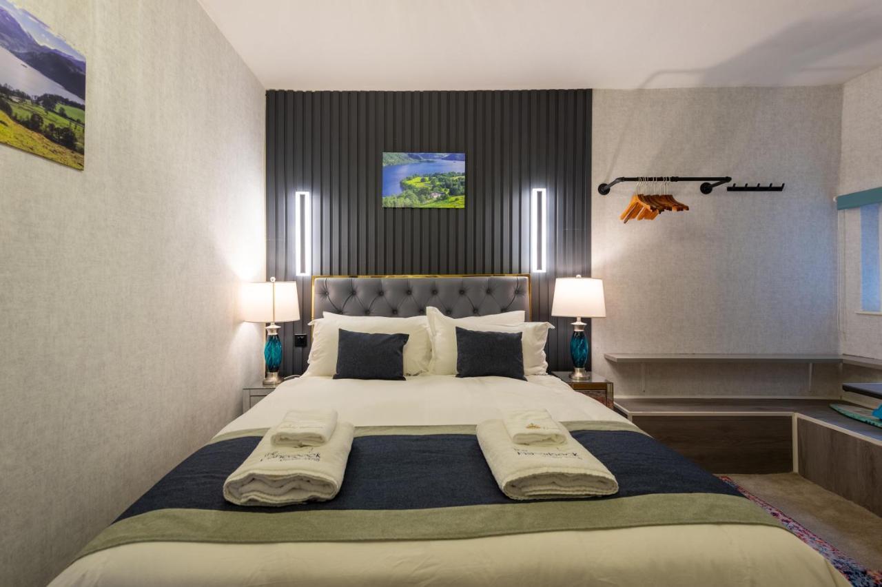 The Ambleside Apartments - Self Catering With Private Kitchen - Best For Location Zewnętrze zdjęcie